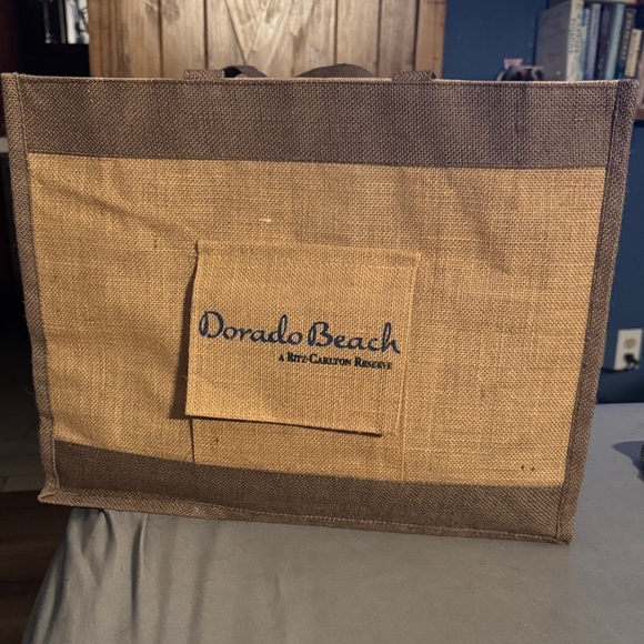 Handbags - 3/$15! 🎈 Dorado Beach Large Jute Tote Bag